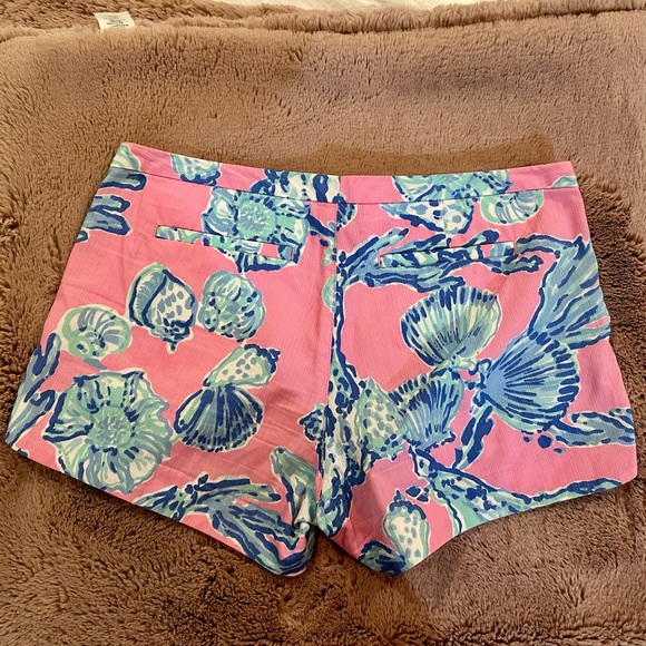 Lilly Pulitzer Adie Shorts - Picture 4 of 5